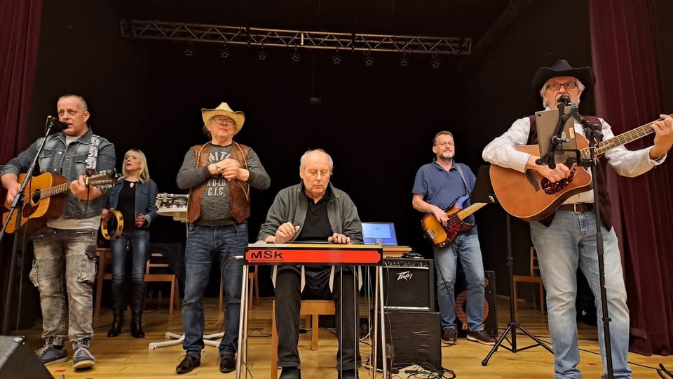 COUNTRY VÝVAR U Vodárny