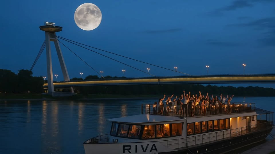 MiLatino Fiesta 🛥️ party on boat 20.06