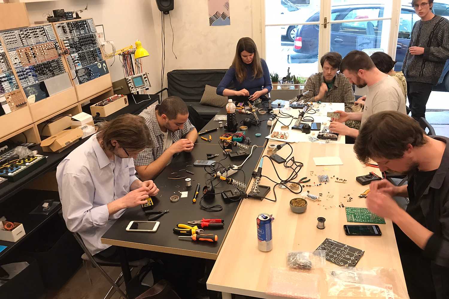 Noise Kitchen DIY Synth workshop