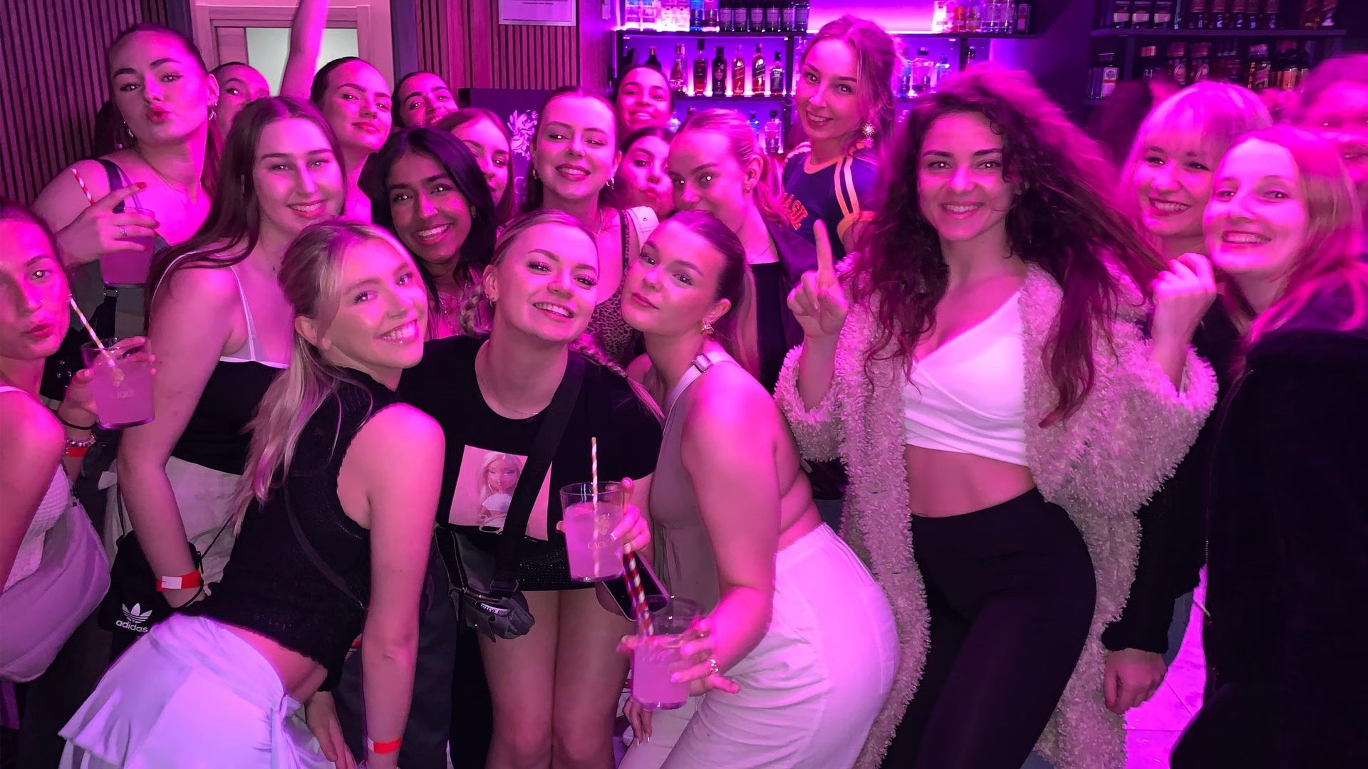 Wednesday Night Social Drinking Make friends - Meet people & Speak languages