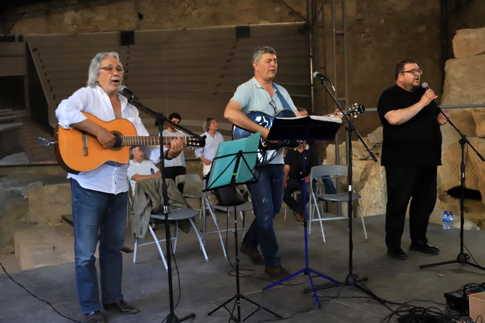 Hora de Baco • Zé Pinho & Amigos