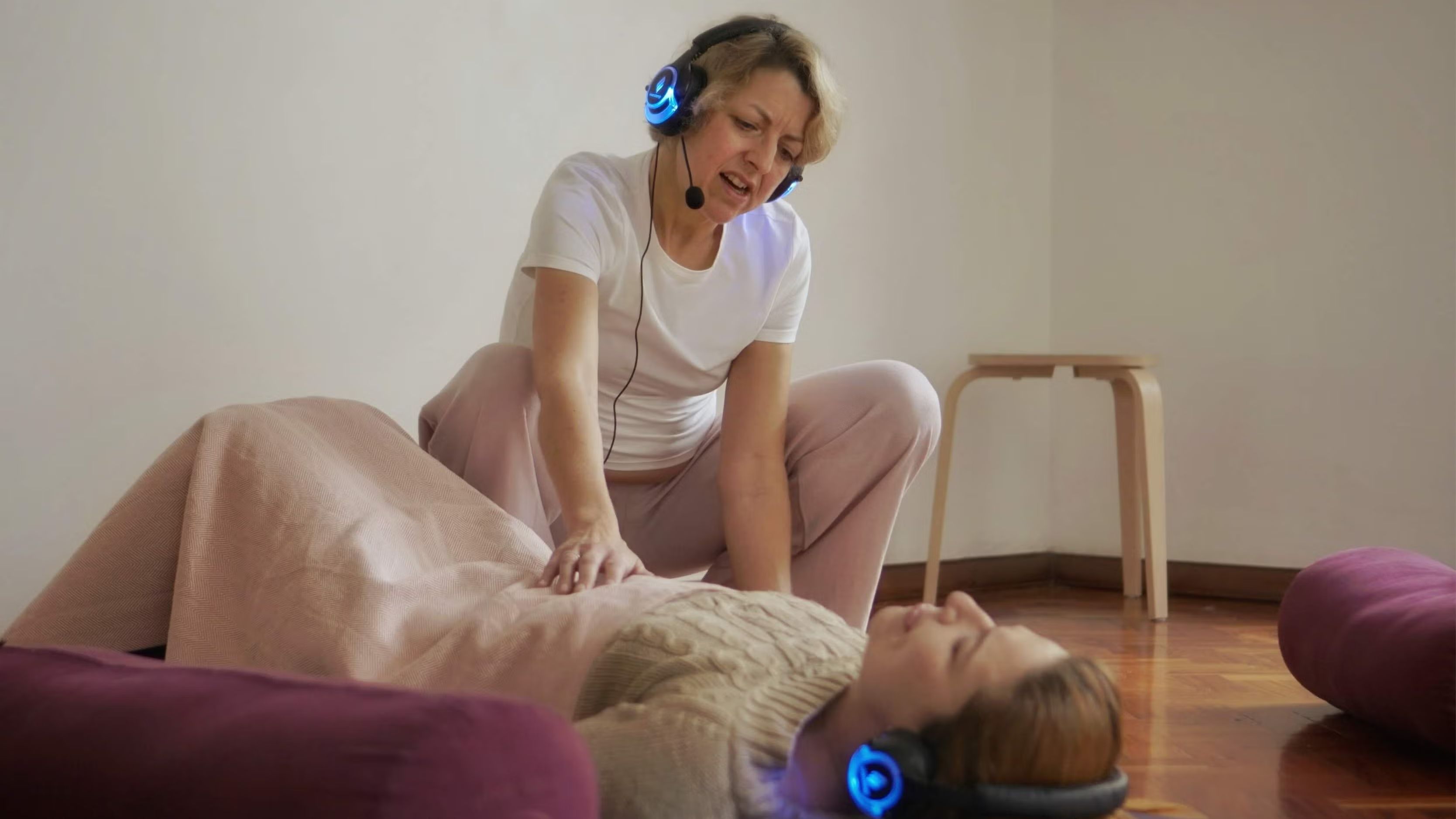 Holosomatic BREATH Therapy® with Headphones