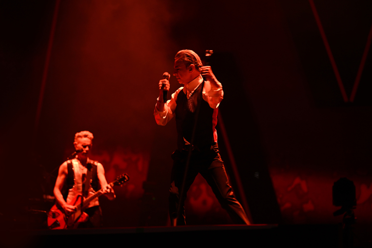 Depeche Mode: M