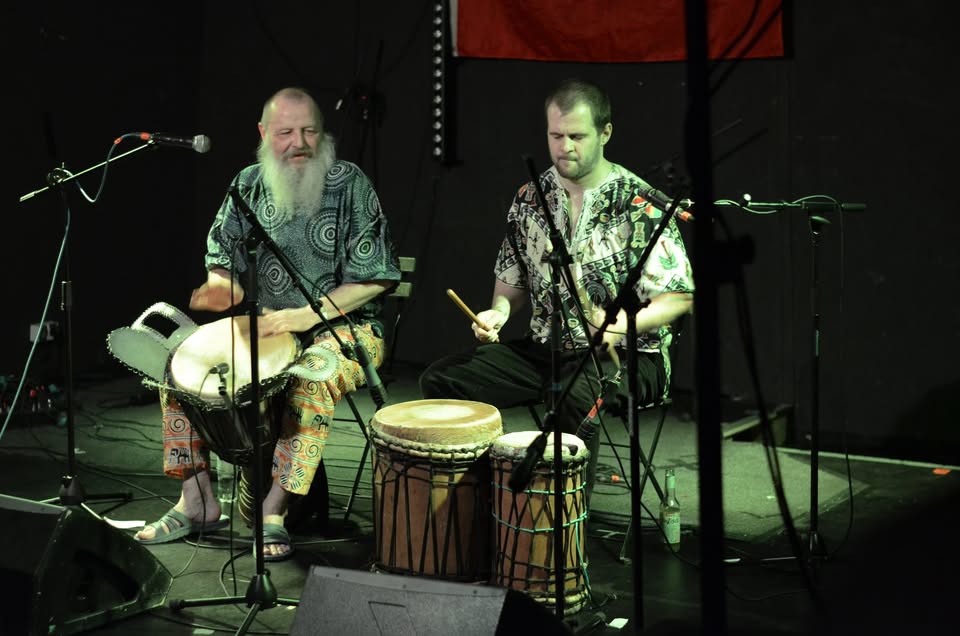 TUBABU FILA v Desertu