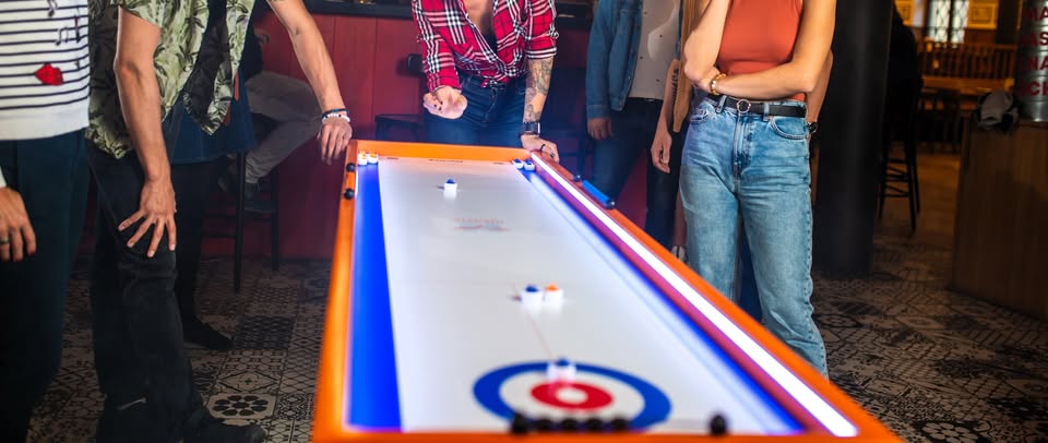Stolní Curling Adventure - Poupě