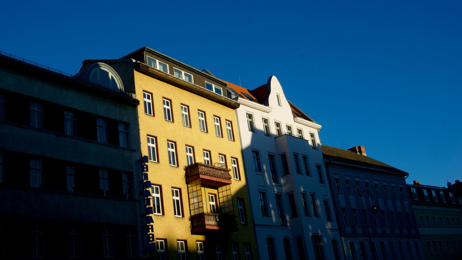 Tourist Mode in Neukölln #1 - Fun Photo Challenge with PRIZE
