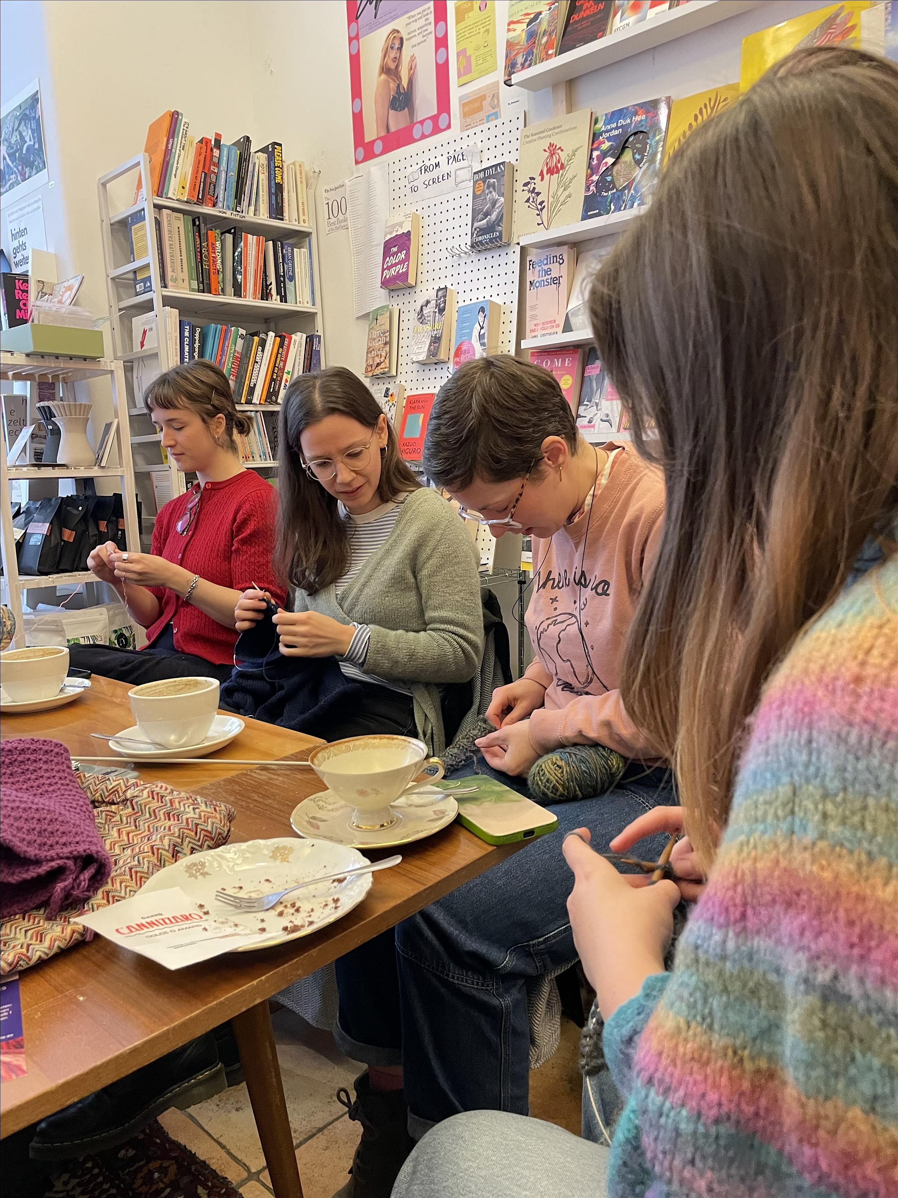 Crochet & knit hangout