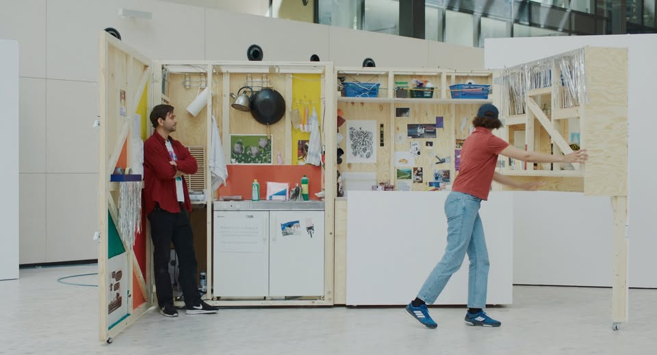 The Undercover Art School / Screening of the film Manifesto by Ane Hjort Guttu