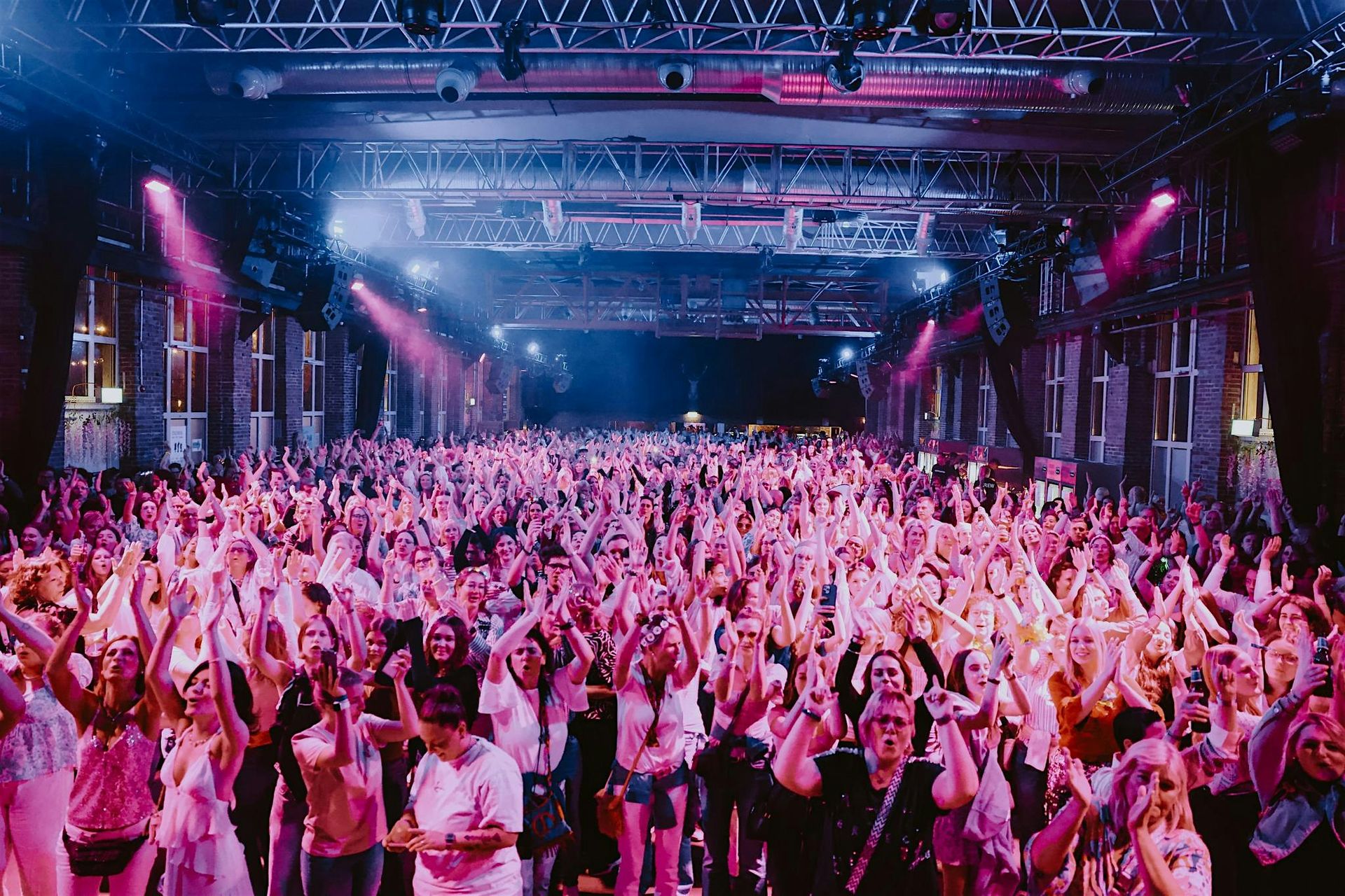 BERLIN Mamma-Mia/ABBA Party Tour! Konzert Fan