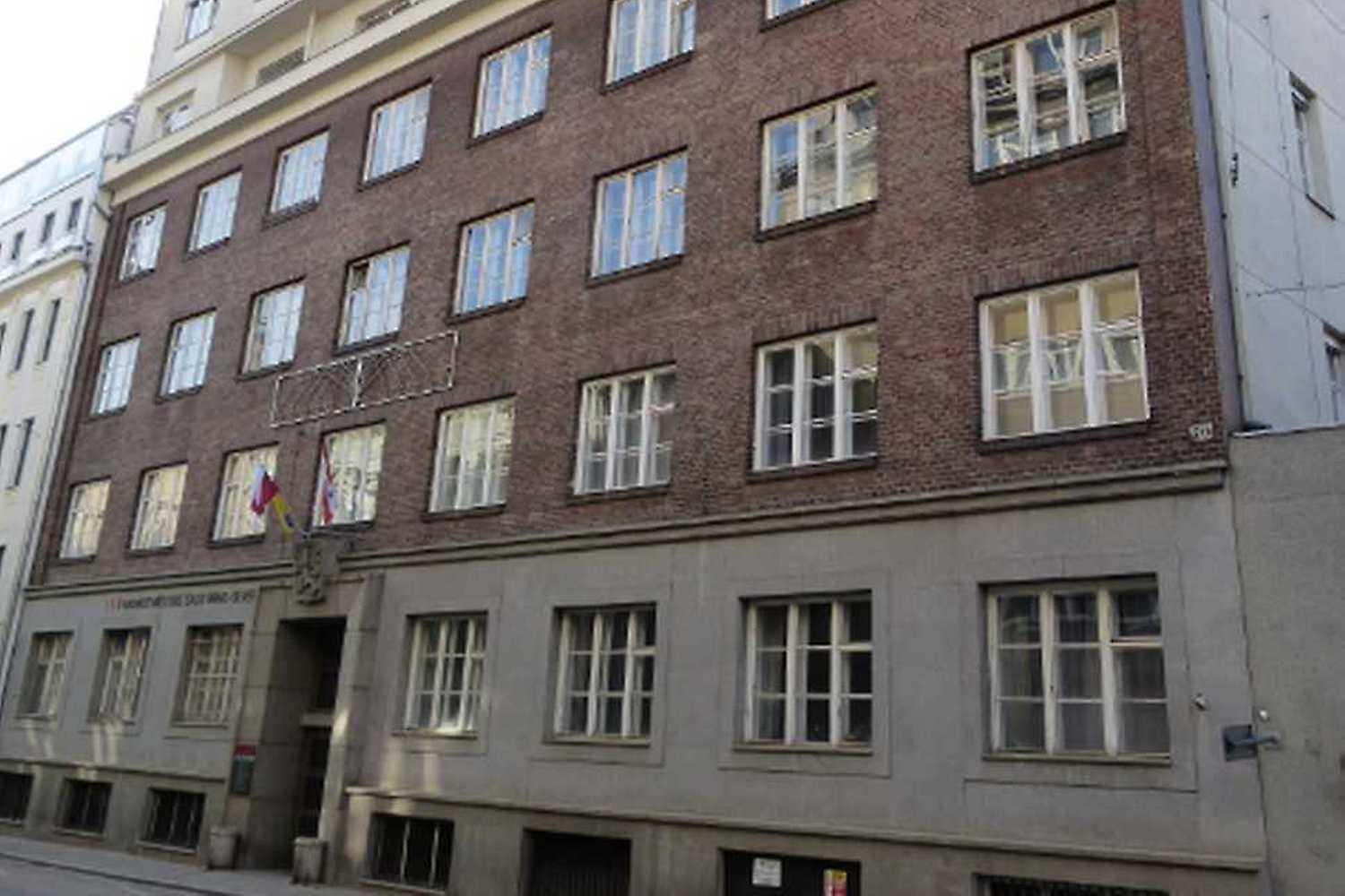 Radnice městské části Brno-Sever, Kumpoštova noclehárna