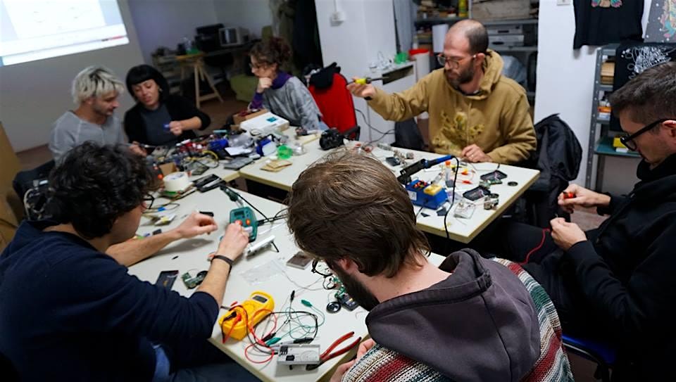 Radio Bending Workshop with Francesco Zedde
