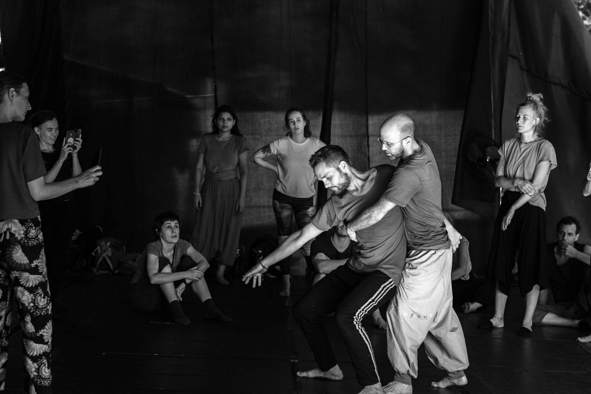 Contact improvisation lessons in Amsterdam (Thursday 20:15-22:15)