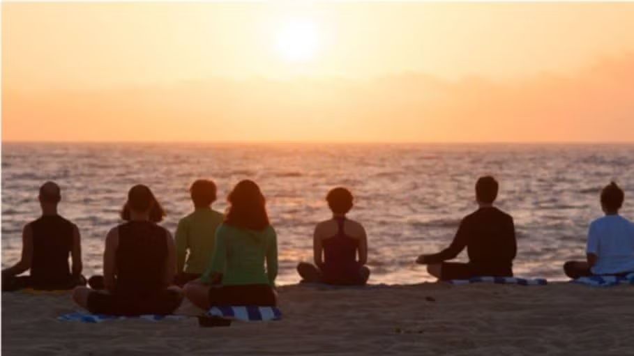 Yoga at Dawn 🌅 Happiness and Gratitude
