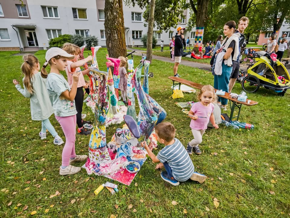 Živé susedstvá: HRYbik vypláva na Váh