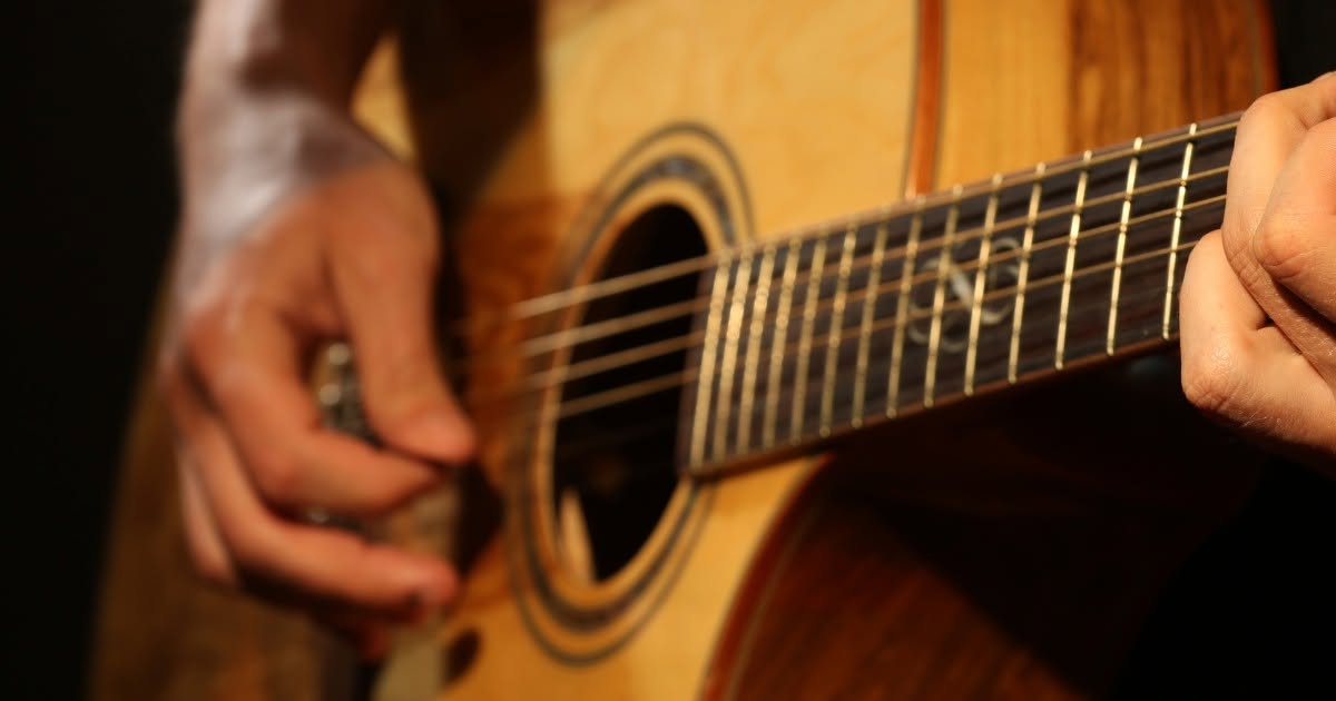 Gitarový večer s Alainom Novákom