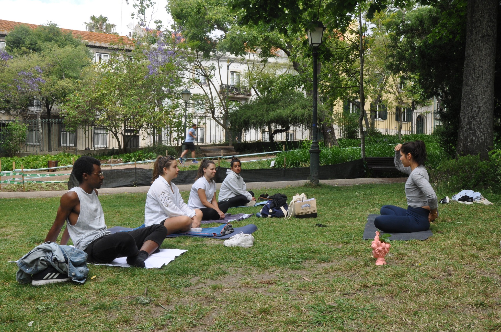 Open yoga class in Jardim da Estrela