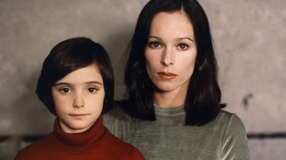 Film Club: Cría Cuervos