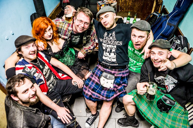 Pirátský Sv. Patrick: Pirates of the Pubs + Budweis Drunken Bastards