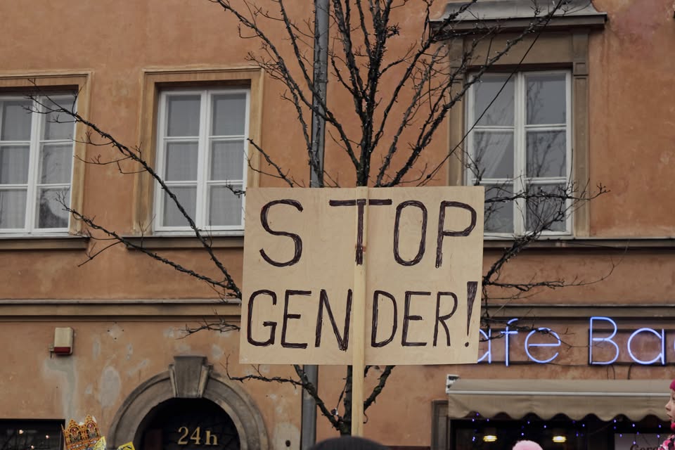 Eva Svatoňová | Tři cesty k anti-genderu