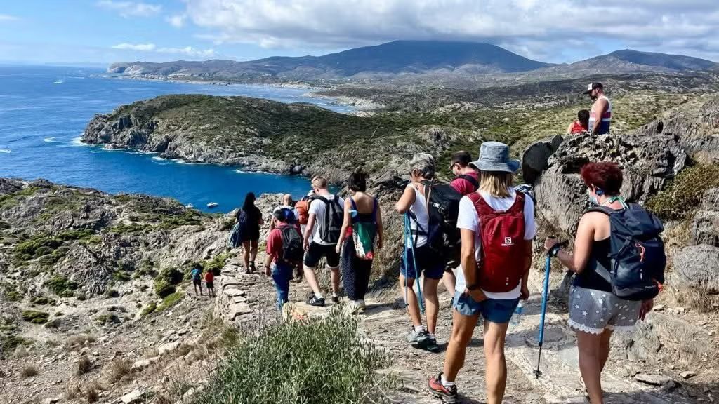 Espectacular ruta al Cap de Creus + trekking opcional Y/0 Barco opcional .