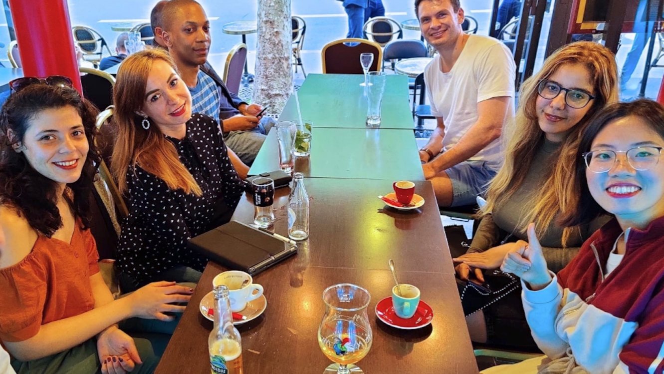 Apero Club Exchange languages