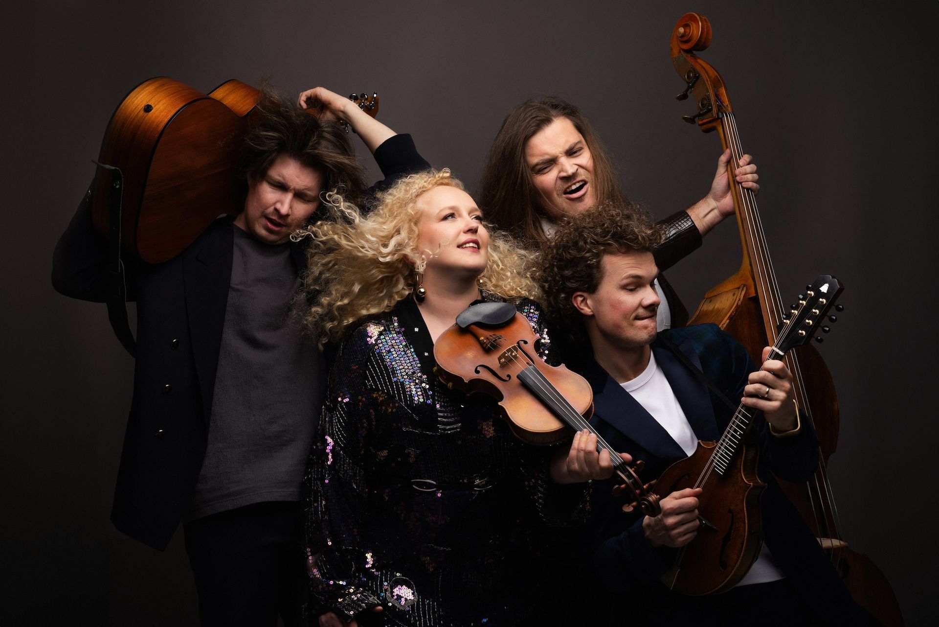 Curly Strings • Berlin • Prachtwerk