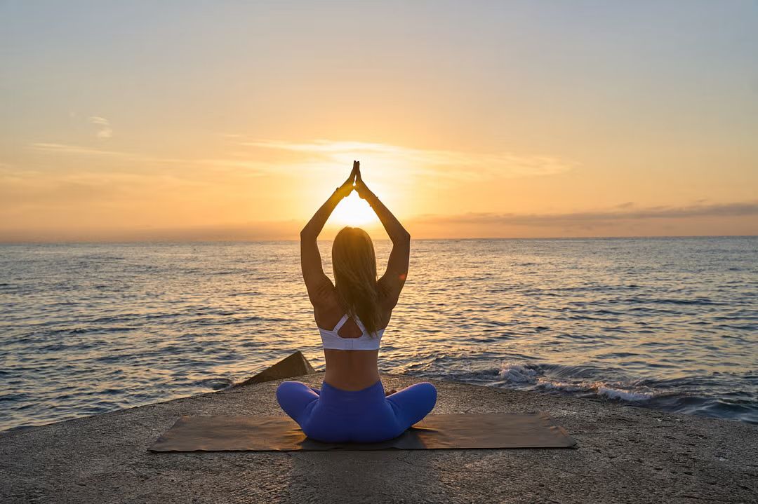 Sunrise Yoga flow by sea 🌅
Free trial