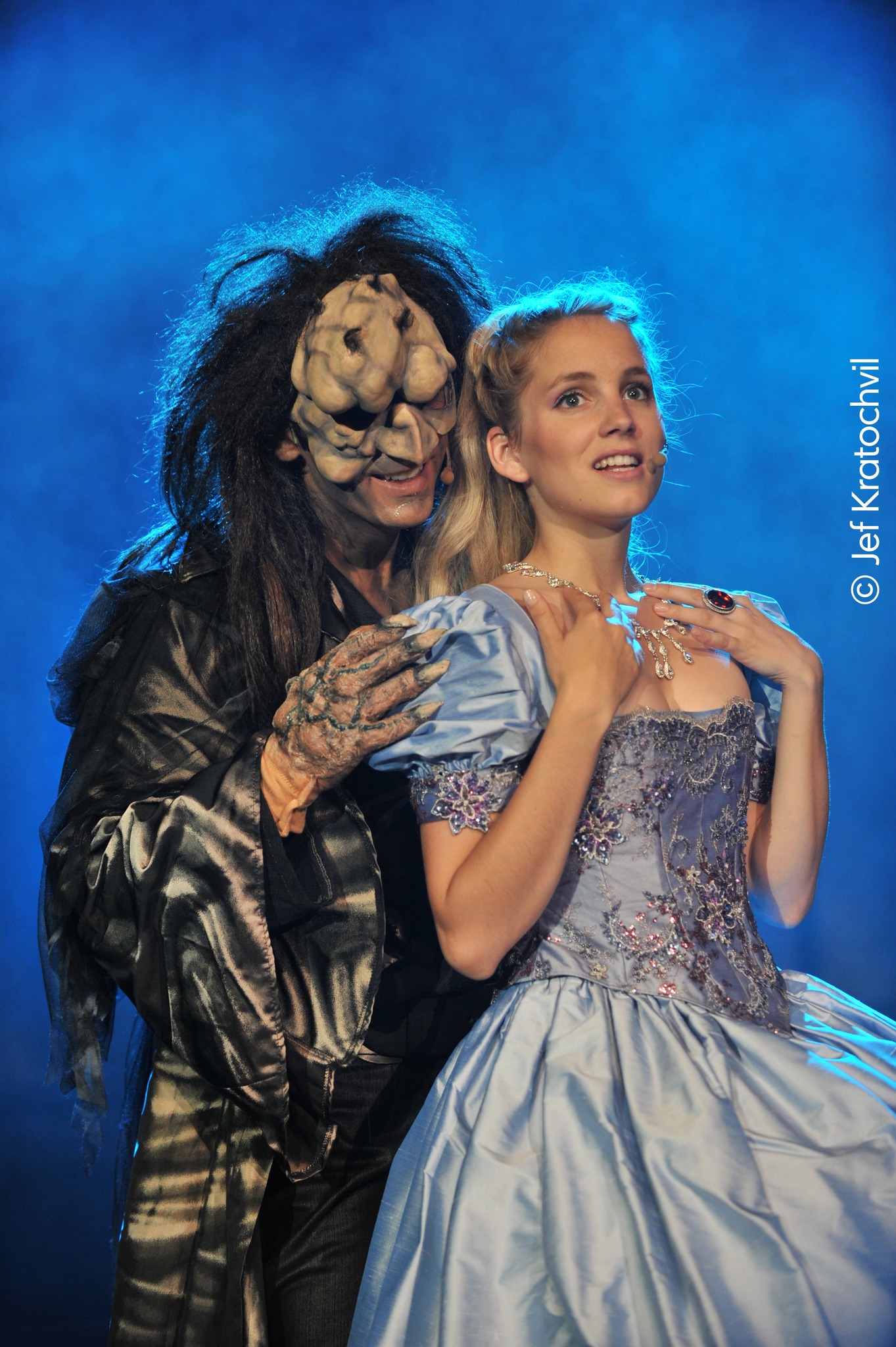 Die Schöne und das Biest - Das märchenhafte Musical von Martin Doepke