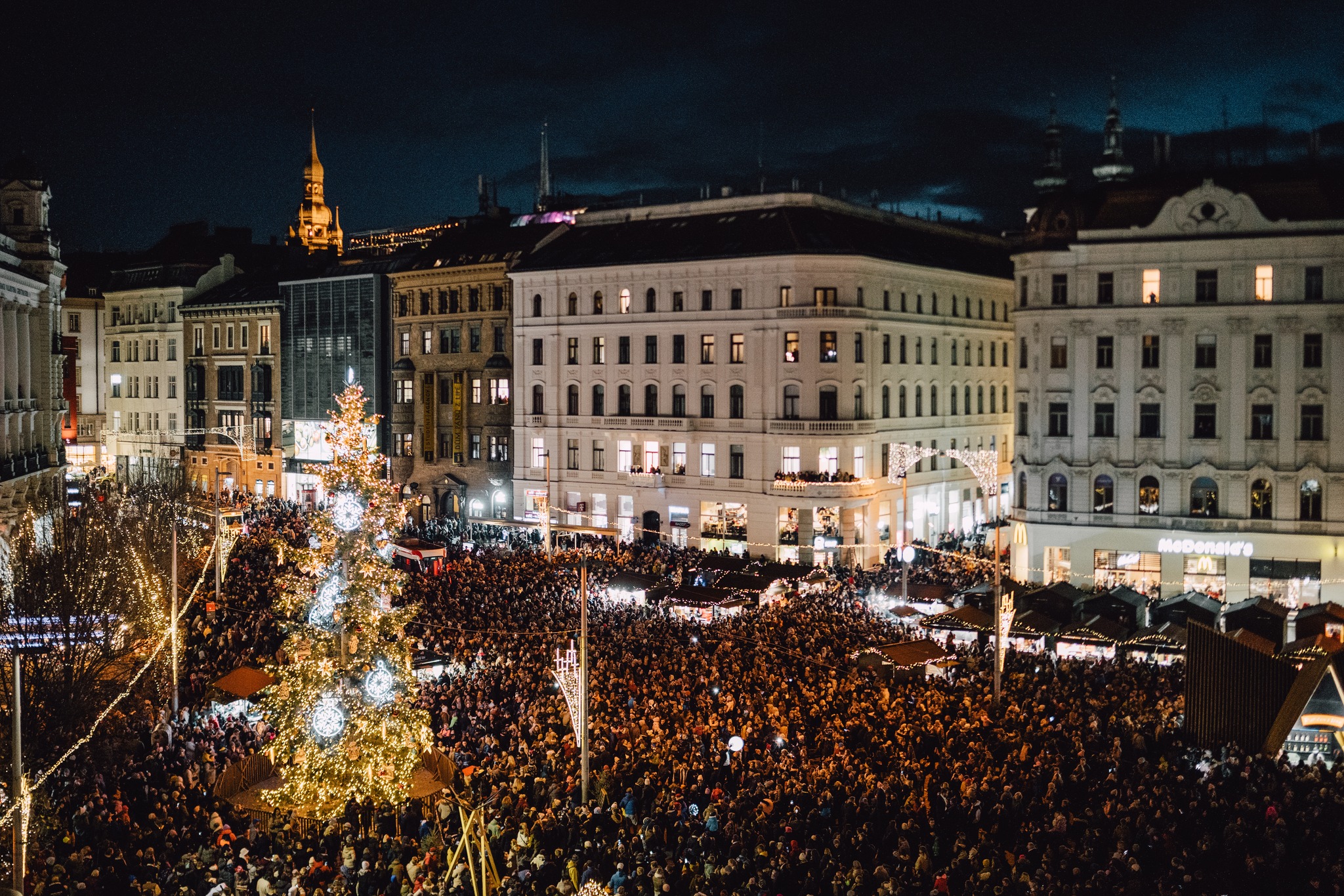 Rozsvícení vánočního stromu na náměstí Svobody