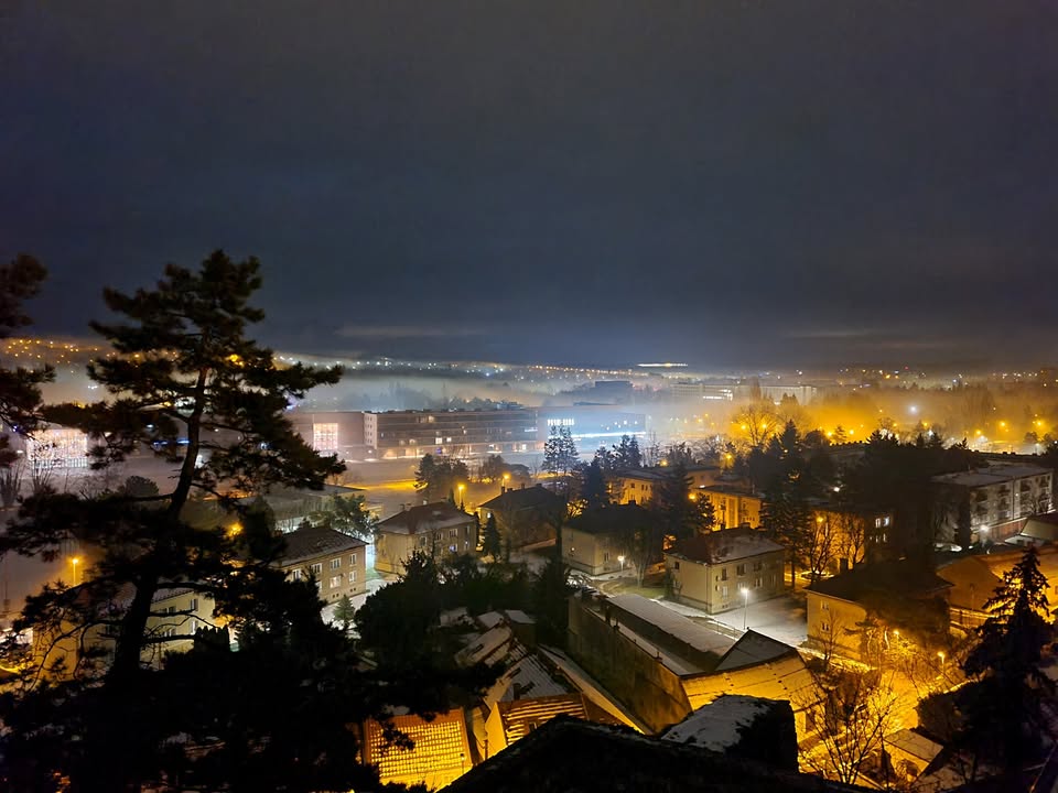 Pengagi vo Vianočnom mestečku