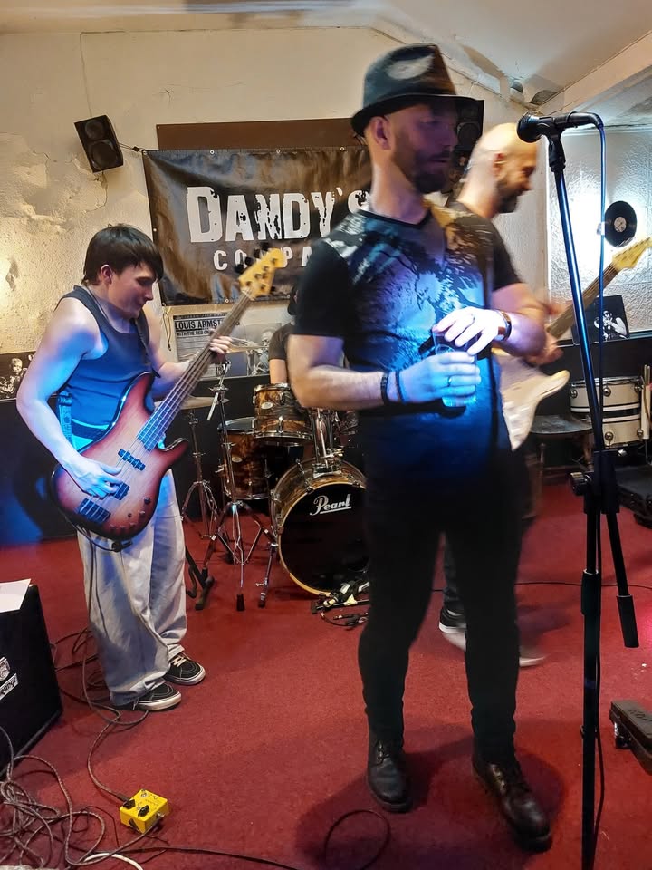 DANDY'S COMPANY + ZIRRAEL  a VypNi