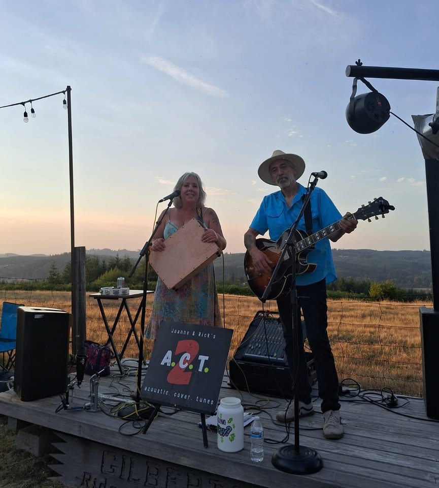 LIVE MUSIC: ACT 2 Duo