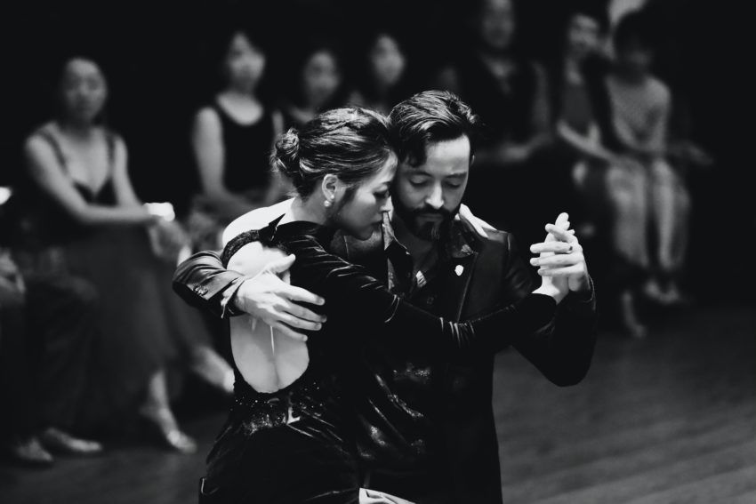 Tango practices in KLC