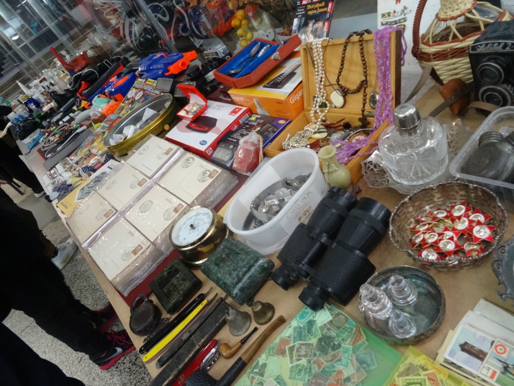 Bleší trh - flea market  ALFAPASSAGE Brno