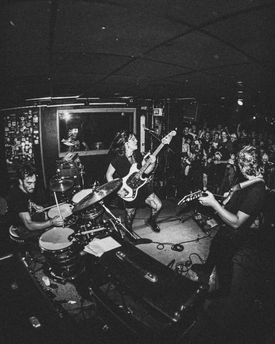 CRACHE (synth-punk, fr) + SWORN LIARS (garage-punk, hb)
