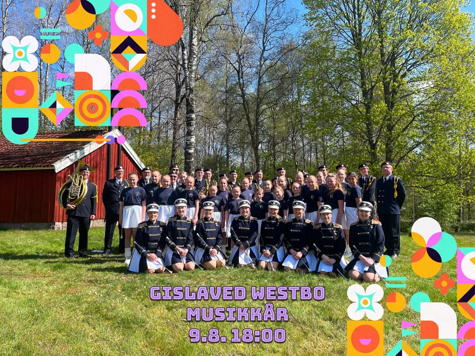 Gislaved Westbo Musikkår ~ vystoupení orchestru s mažoretkami