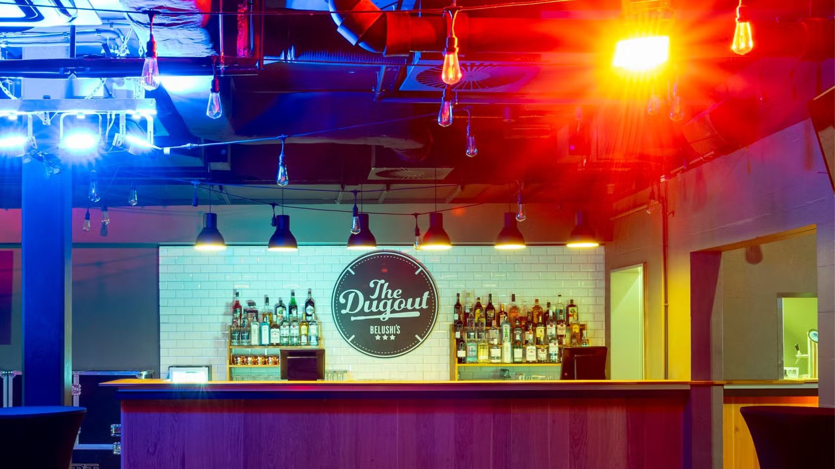 Saturday Social @ Belushi's Mitte 🧐