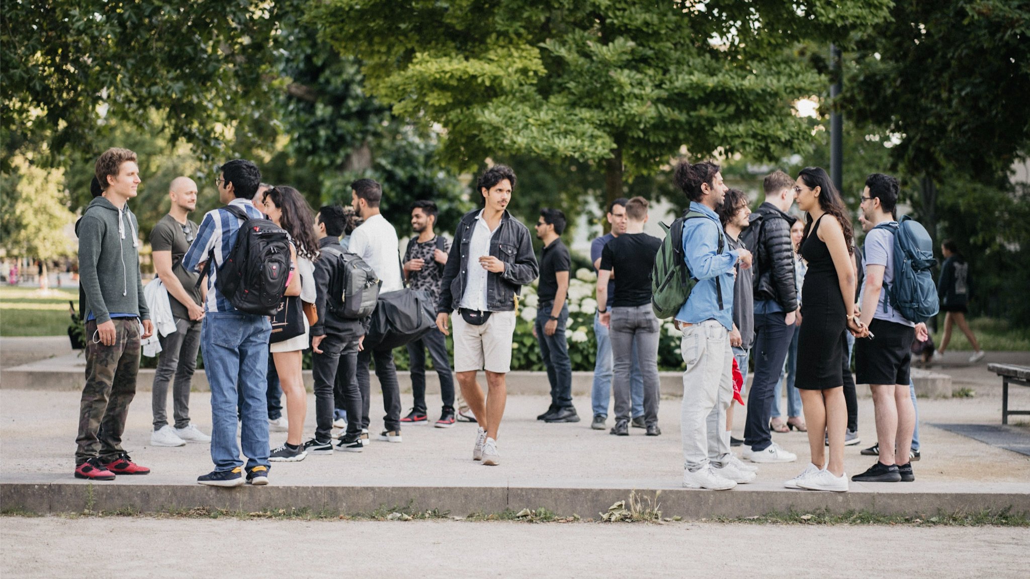 Offline Dating in the Park