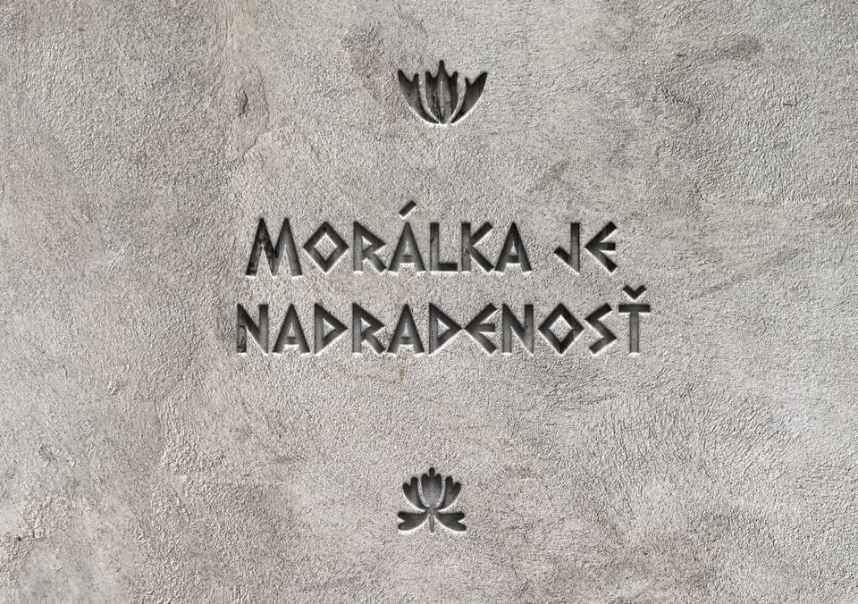 Katarína Hládeková / Ťažké Nebo