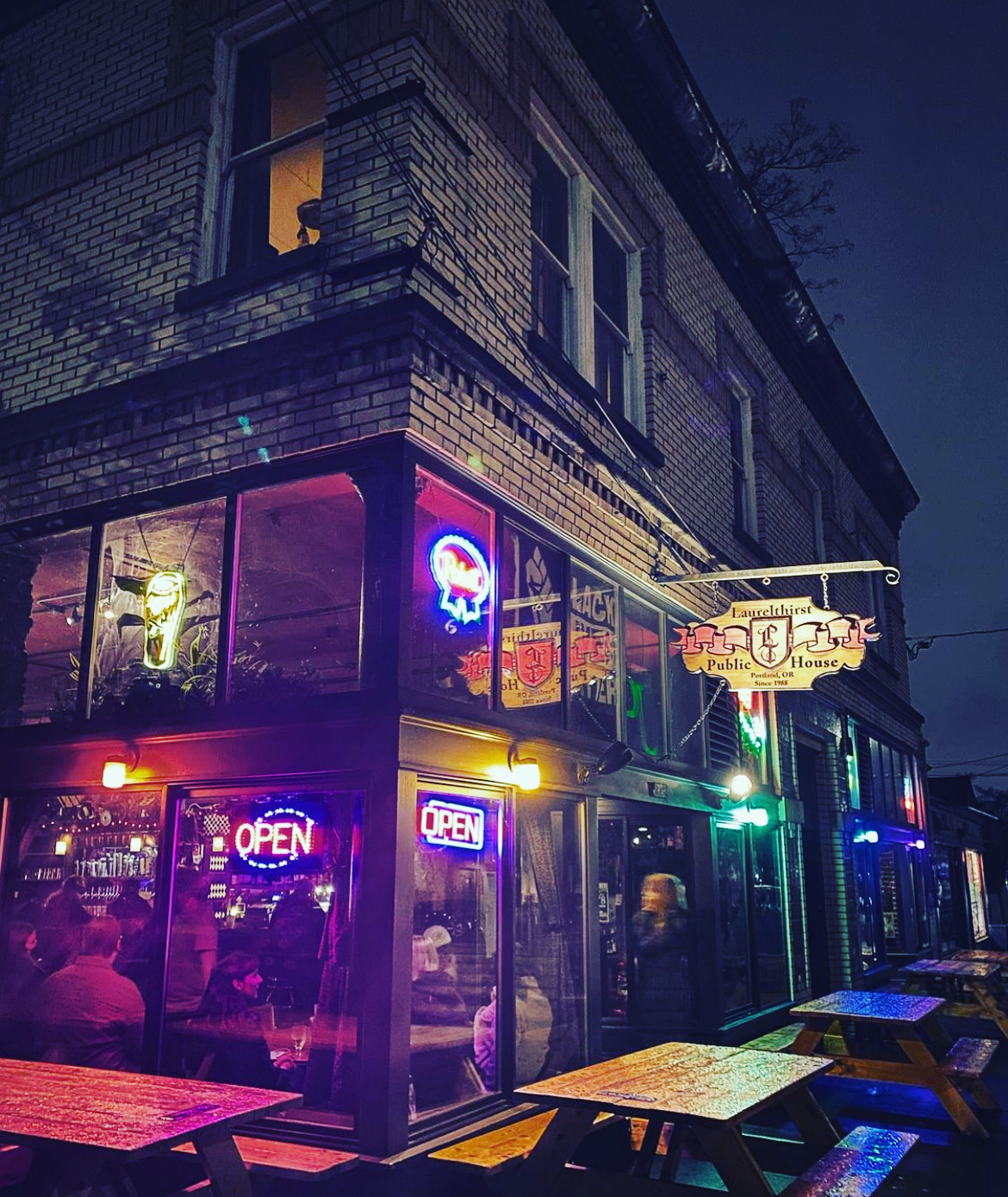 Stragglers' Jam: A FREE low key NYE at Laurelthirst, 12/31