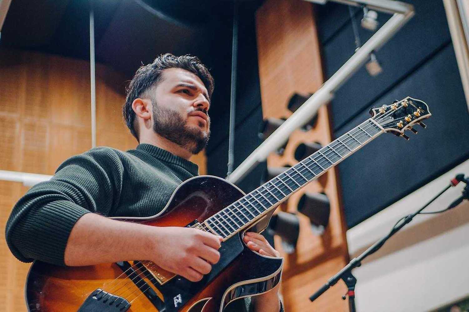 Andreas Varady Trio