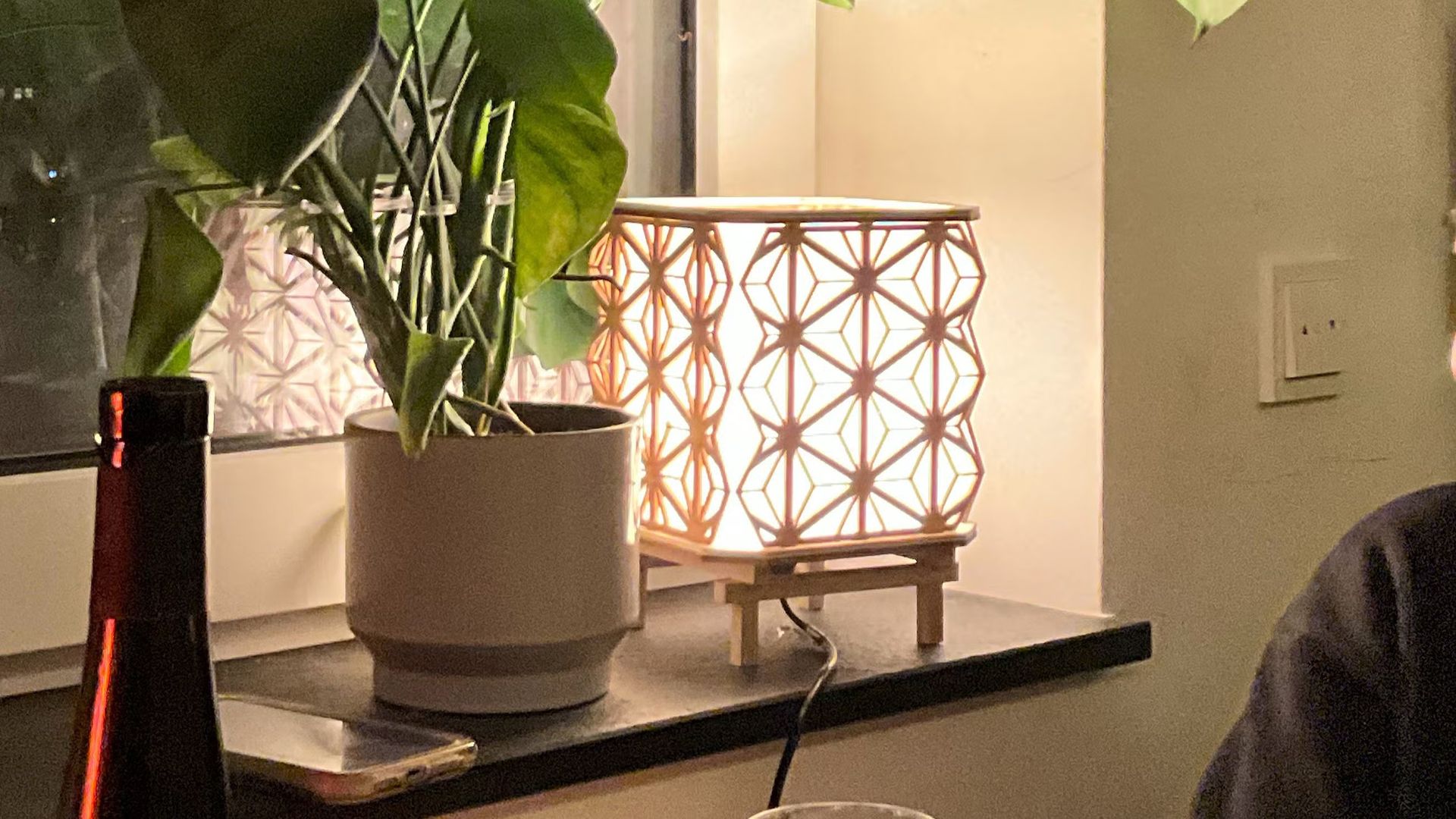 Japanese Wooden Lamp Workshop — FLINTA Safer Space