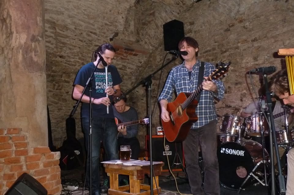 Pátek Třináctého (13.6.) v Rockberry v Nuslích u Botiče rozšumnělého