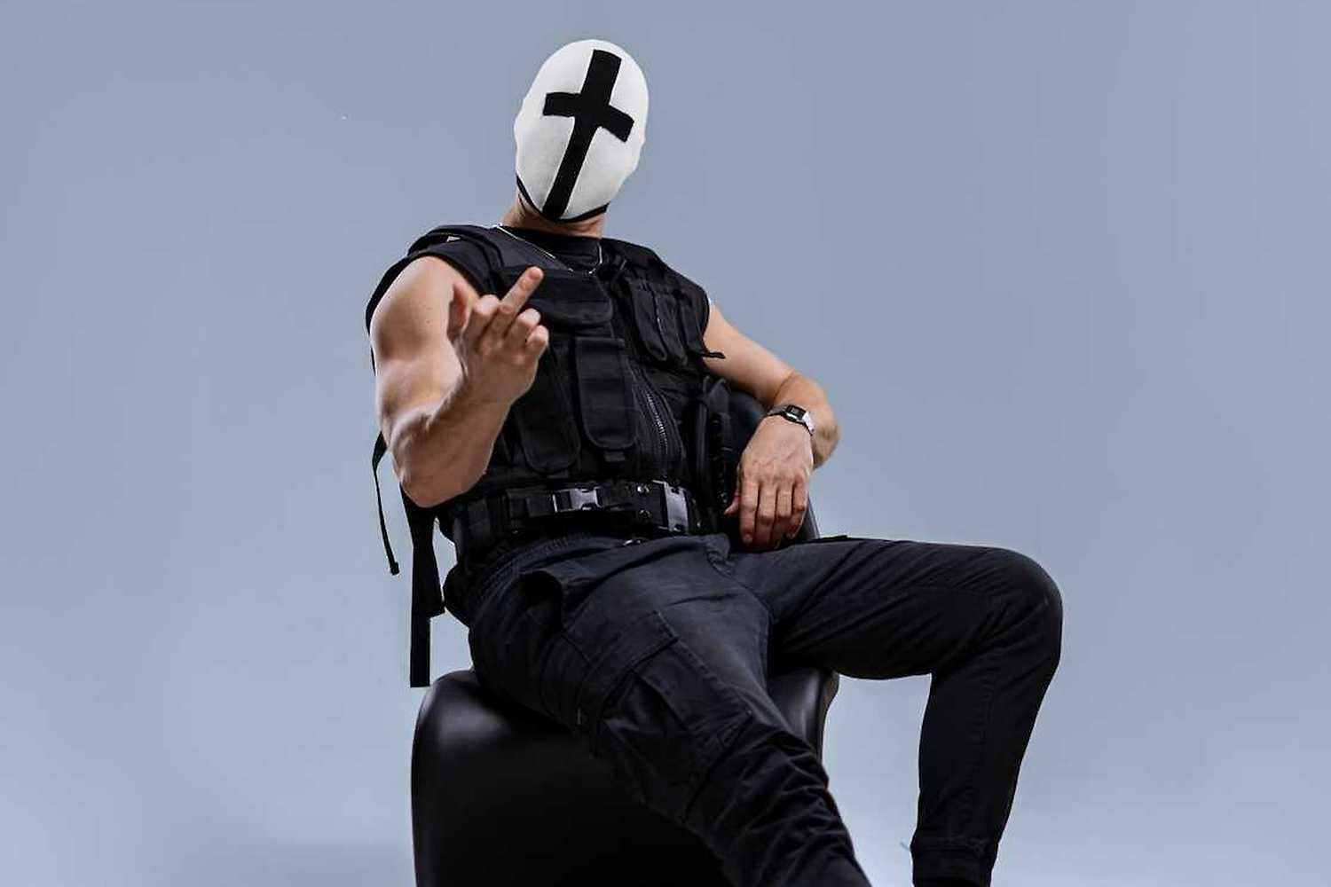Holy Priest: Holy Shit Show Prague Open Air