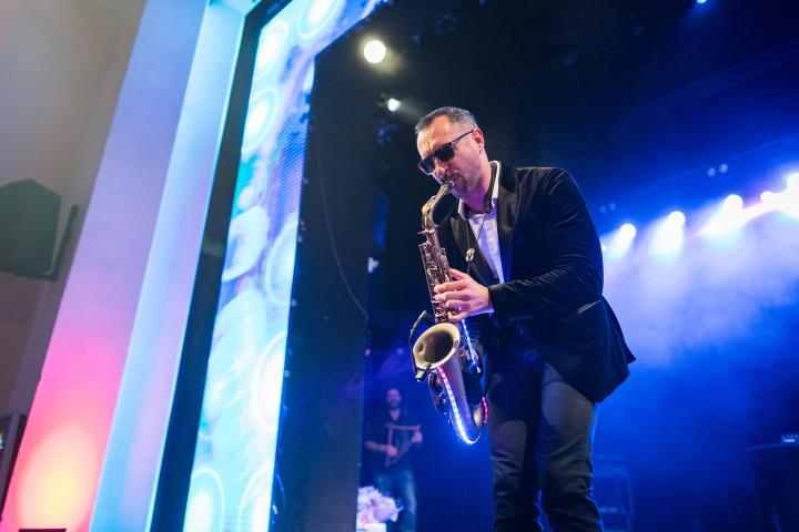 Největší saxofonová show 10 let René Junior
