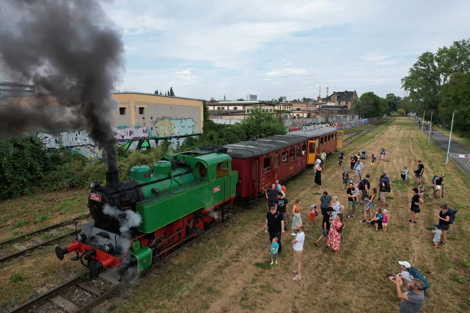 Překročme řeku 2026 (Festival na nábřeží)