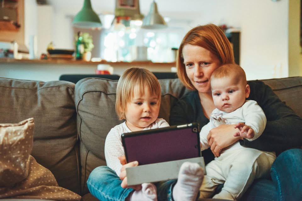 Technologie a děti. Co (ne)dělat, aby se děti v digitální době neztratily