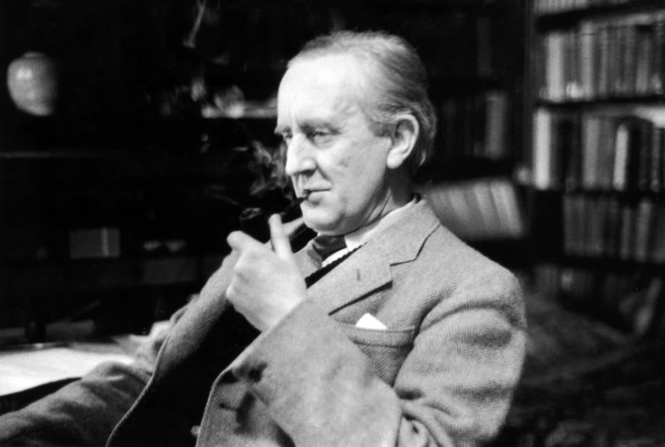 J. R. R. Tolkien – příběh spisovatele, který vdechnul život Středozemi