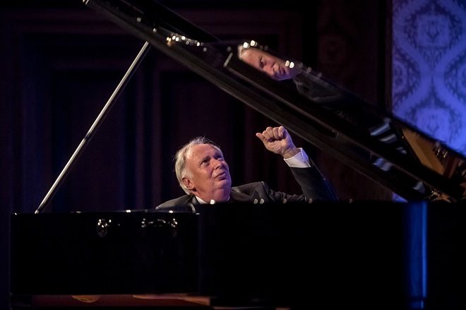 IVAN KLÁNSKÝ VE FOERSTEROVĚ SÍNI - Klavírní recitál