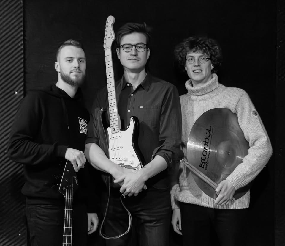 Assembly Boys // pop-rock-blues